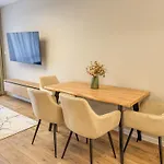 1br With A Free Designated Parking Space Апартаменты Пловдив