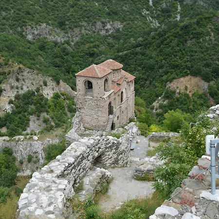 1br With A Free Designated Parking Space