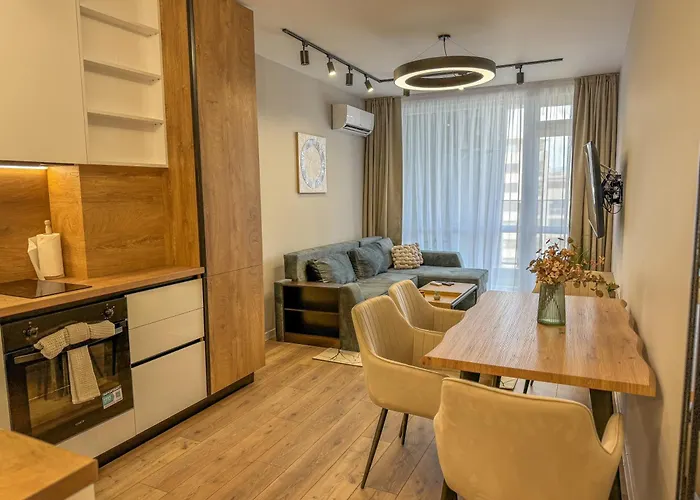 1br With A Free Designated Parking Space